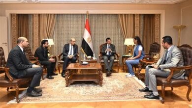 وزيرا الشباب والرياضة والطيران يبحثان سبل دعم أبطال الإسكواش 4 وزيرا الشباب والرياضة