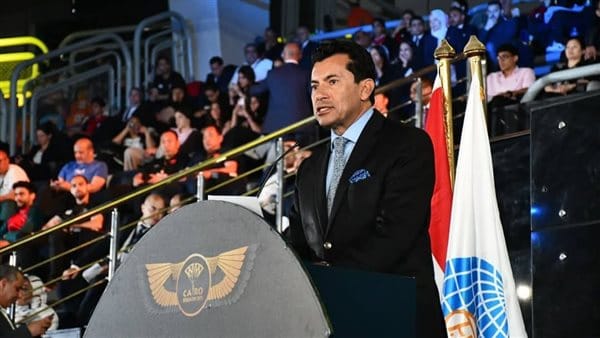 وزير الرياضة يفتتح بطولة كأس العالم للجمباز الفني
