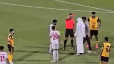 لحظة طرد رئيس نادي الكويت