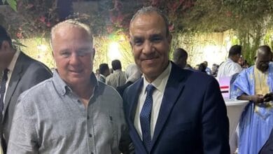 شوقي غريب برفقة وزير