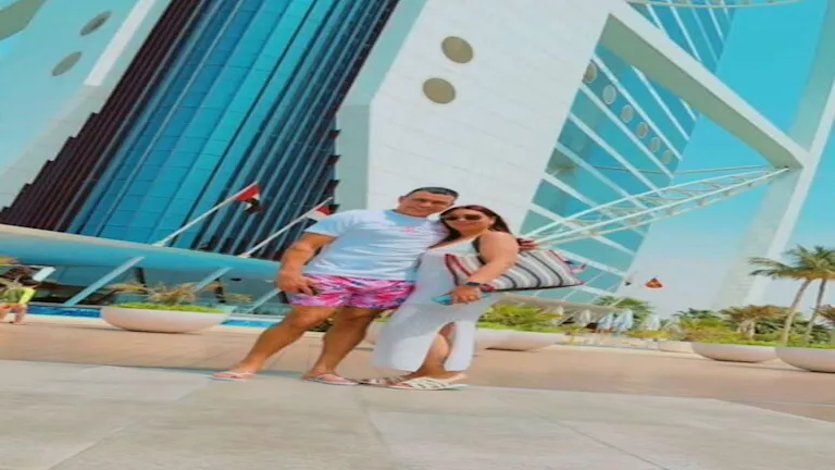 15 صورة وأبرز المعلومات عن قصة حب عصام الحضري وزوجته