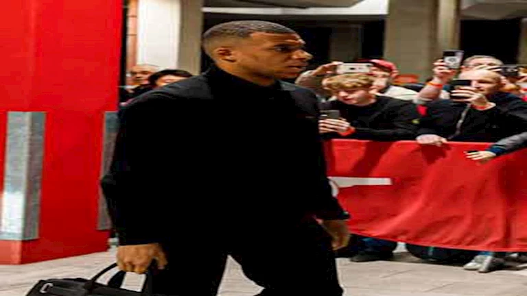 أول تعليق من مبابي بعد تتويج باريس سان جيرمان بدوري أبطال أوروبا