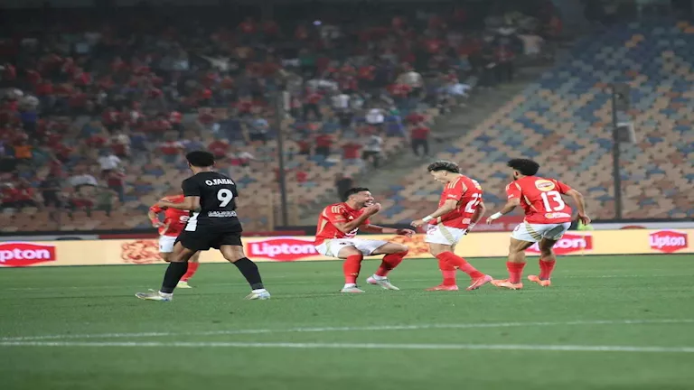 ضربة للأهلي في معسكر ميامي بإصابة نجم الفريق 11 ضربة للأهلي في معسكر ميامي بإصابة نجم الفريق