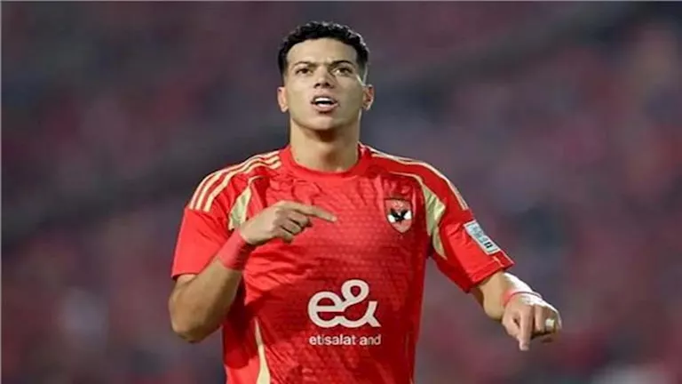 "أحيا فرحه".. إمام عاشور ينعى أحمد عامر بصورة