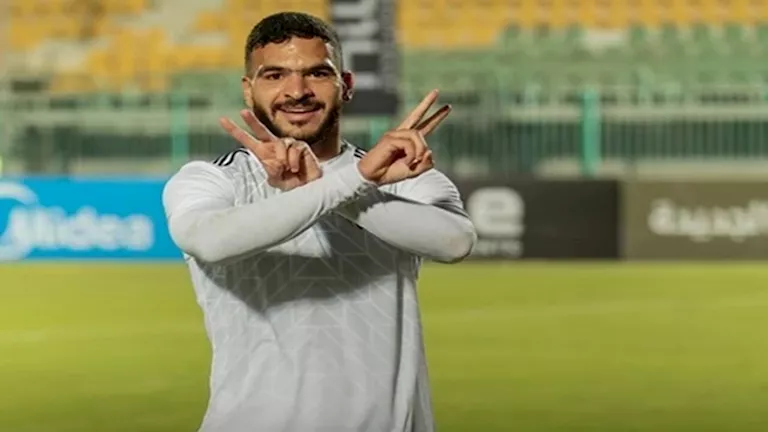 "بعد ارتباط اسمه بالزمالك".. حامد حمدان يثير الجدل بمنشور غامض 19 "بعد ارتباط اسمه بالزمالك".. حامد حمدان يثير الجدل بمنشور غامض