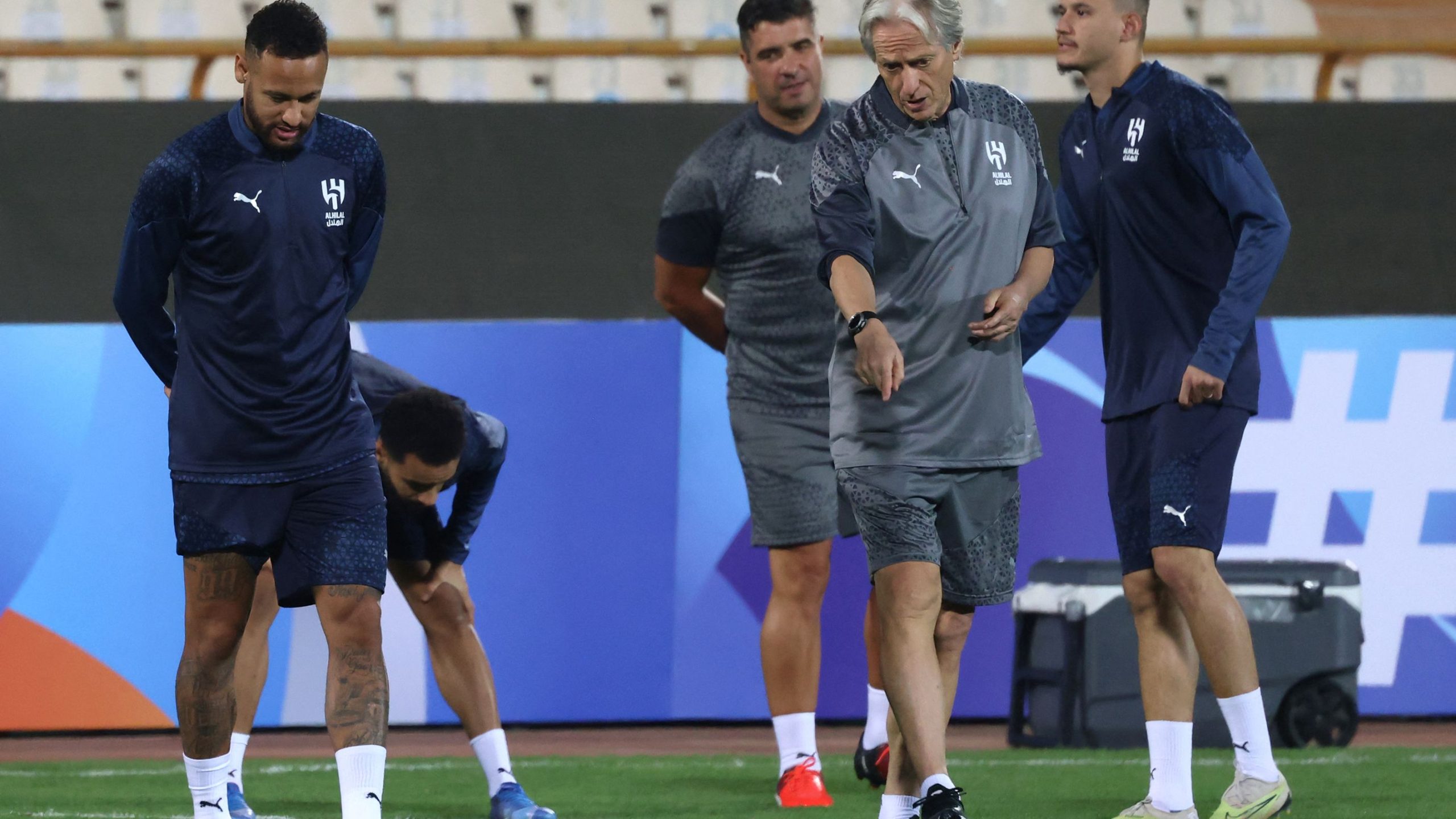 جيسوس ينقل كتيبة نجاح الهلال إلى النصر | كووورة 15 Paris Saint-Germain v Real Madrid CF: Semi Final - FIFA Club World Cup 2025