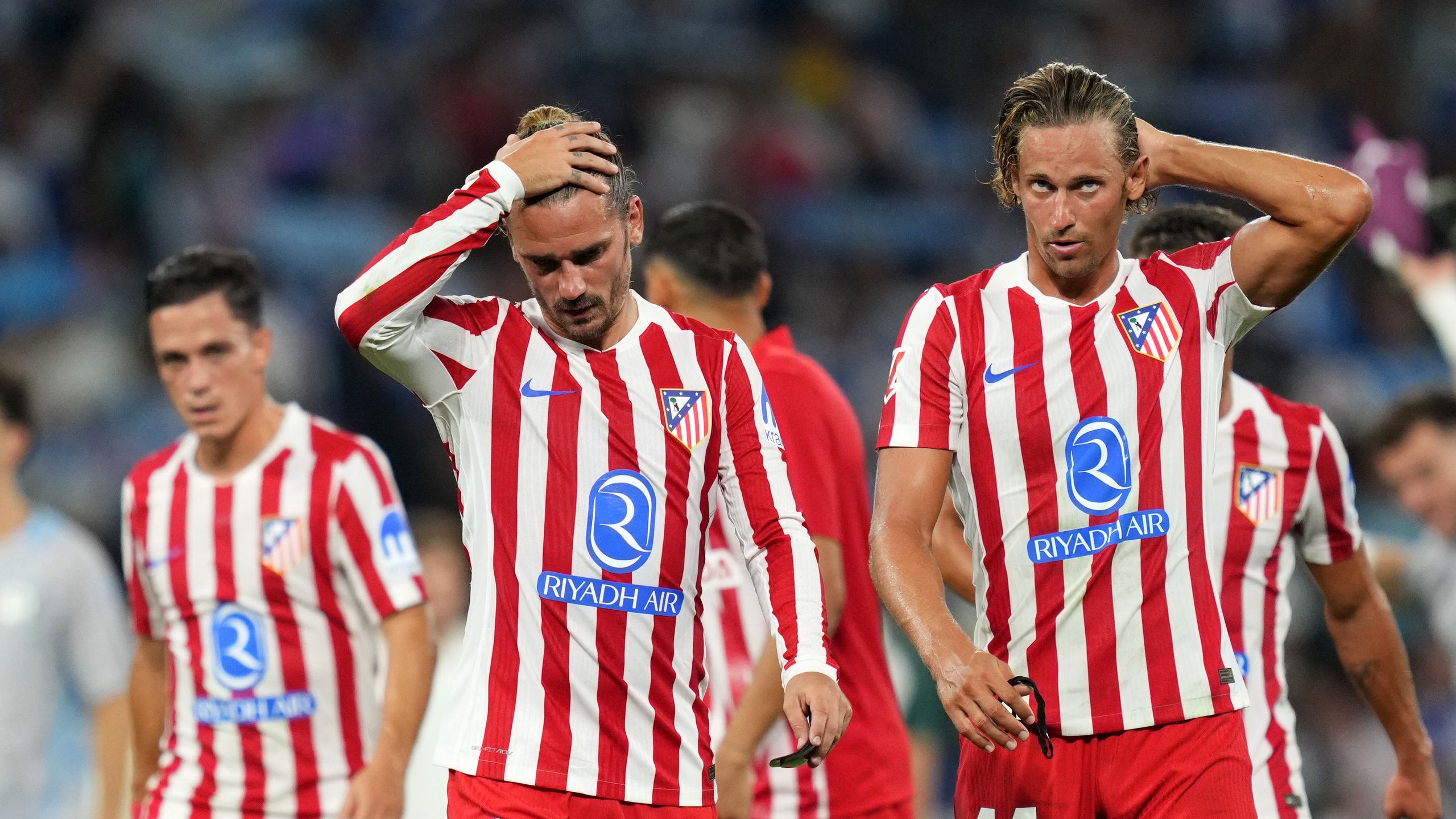 بالصور.. إسبانيول يعاقب أتلتيكو مدريد | كووورة 17 kooora logo