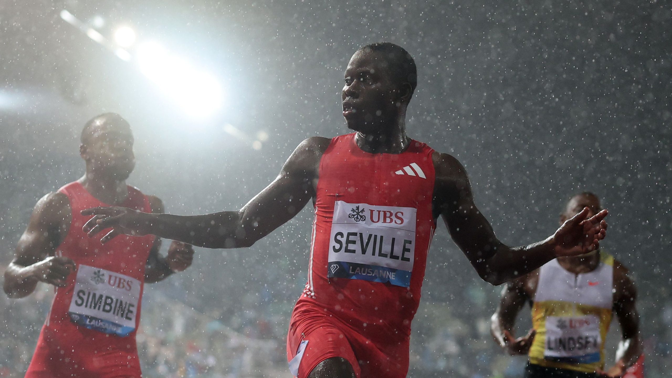 سيفيل يتفوق على لايلز ويحسم سباق لوزان | كووورة 11 kooora logo