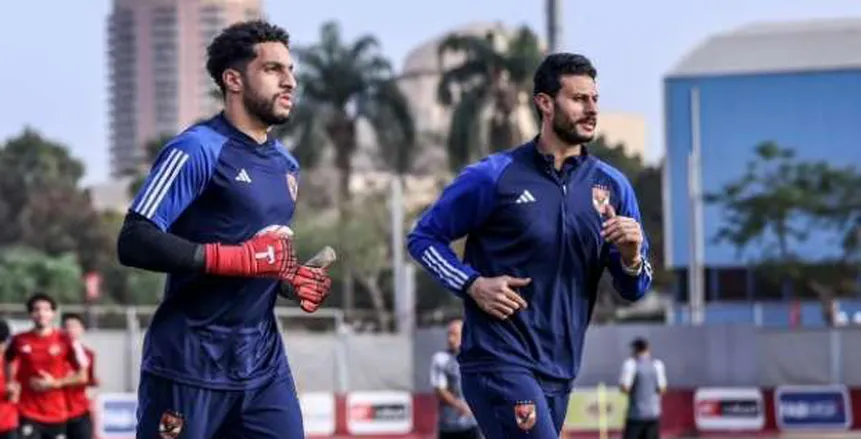 شوبير يكشف حقيقة وجود أزمة بين نجله مصطفى ومحمد الشناوي في الأهلي 5 شوبير يكشف حقيقة وجود أزمة بين نجله مصطفى ومحمد الشناوي شوبير يكشف حقيقة وجود أزمة بين نجله مصطفى ومحمد الشناوي في الأهلي