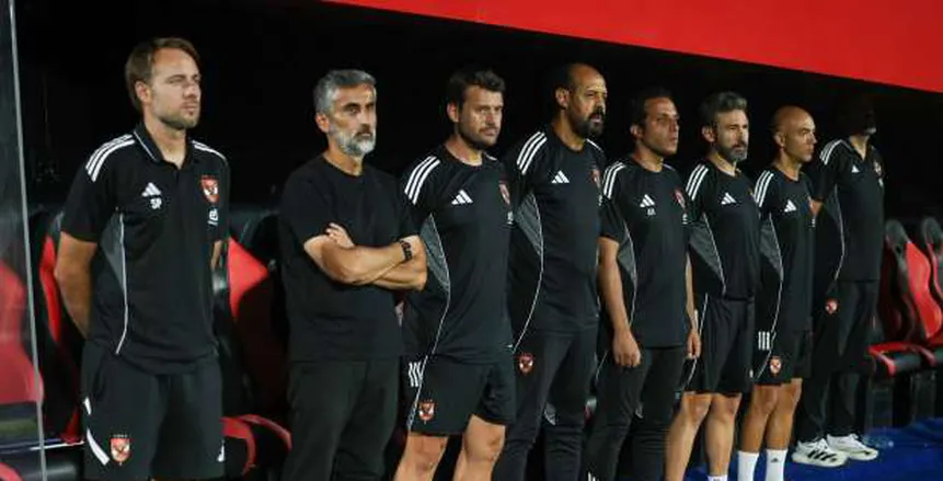 مدرب الأهلي يكشف حقيقة مشكلات أوضة اللبس وموقف بن رمضان مدرب الأهلي يكشف حقيقة مشكلات أوضة اللبس.. وموقف بن رمضان ومروان