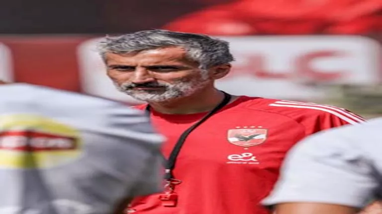 مقاعد بدلاء النادي الأهلي في مواجهة بيراميدز بالدوري