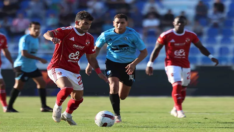 نجم الأهلي السابق: أداء زيزو غير مرضي ومستواه مع الزمالك أعلى بمراحل