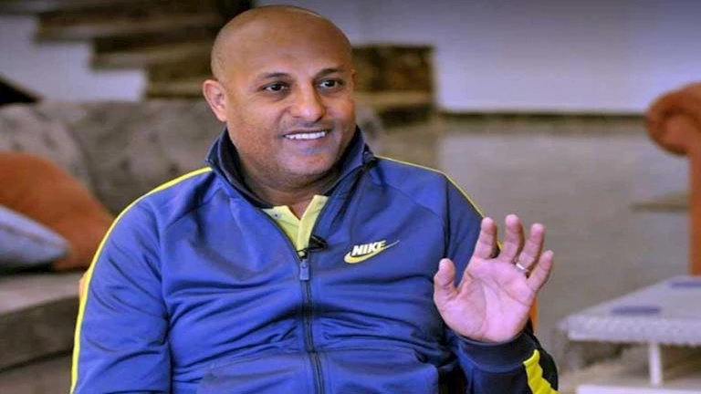 هل يرحل طارق مصطفى عن البنك الأهلي؟.. مصدر يرد 17 هل يرحل طارق مصطفى عن البنك الأهلي؟.. مصدر يرد