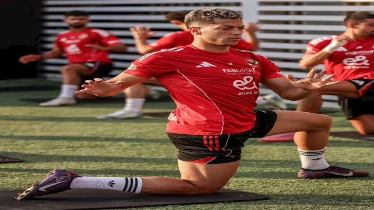 أزمة صحية لإمام عاشور عقب تعادل الأهلي وإنبي