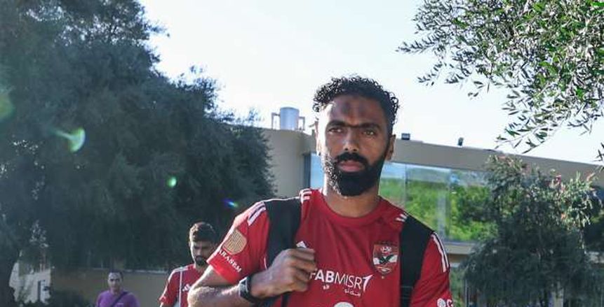 الأهلي يعلن تأجيل مناقشة العروض الخارجية لنجومه بسبب 5 مباريات الأهلي يعلن تأجيل مناقشة العروض الخارجية لنجومه بسبب 5 مباريات