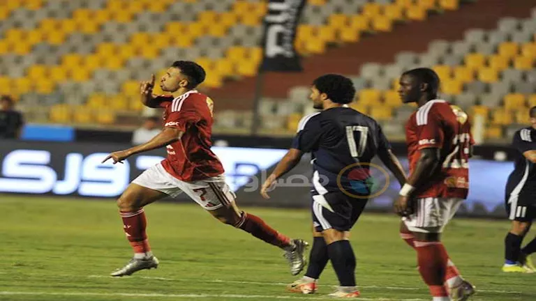 "بعد أكثر من 10 سنوات".. تريزيجيه يعود للتسجيل مع الأهلي بالدوري المصر