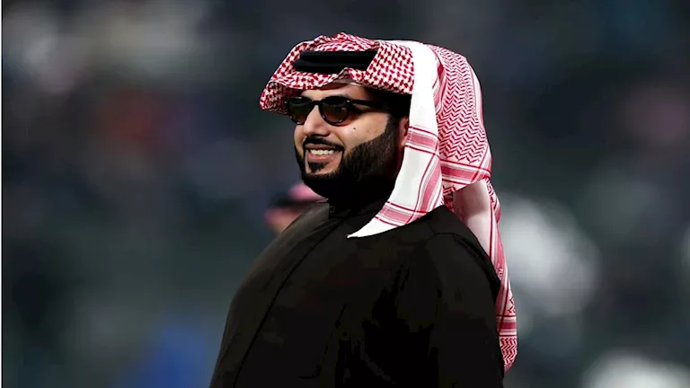 تركي آل الشيخ يوضح حقيقة شرائه نادي في الدوري الإنجليزي
