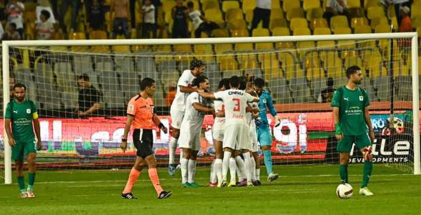 حدث فجرا في الزمالك فيريرا يستبعد 7 لاعبين وإسماعيل يطيح حدث فجرا في الزمالك.. فيريرا يستبعد 7 لاعبين وإسماعيل يطيح بـ الونش