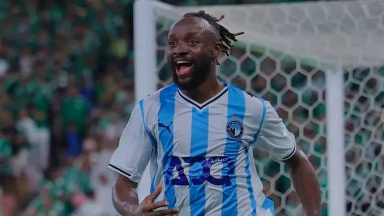 ماييلي صائد ميندي.. ماذا قالت الصحف السعودية عن فوز بيراميدز على الأهل