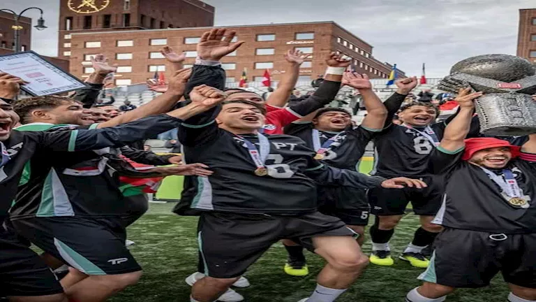 منتخب مصر يحصد كأس العالم للأطفال بلا مأوى.. ما القصة؟ (فيديو وصور)