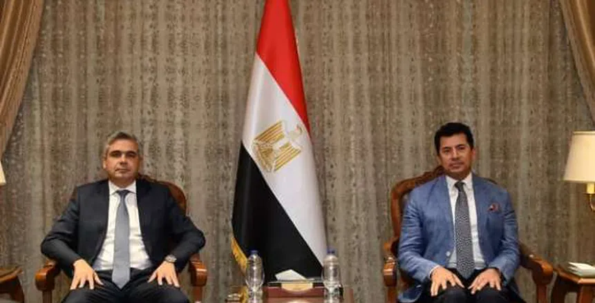 وزير الرياضة يبحث استضافة الفعاليات الدولية للفروسية مع رئيس الاتحاد وزير الرياضة يبحث استضافة الفعاليات الدولية للفروسية مع رئيس الاتحاد