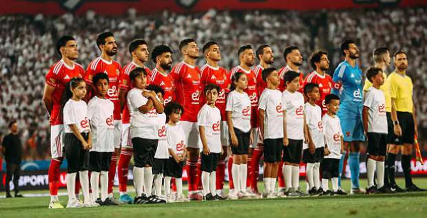 الأهلي يستعيد خدمات نجمه بعد تعافيه من الإصابة 3 الأهلي يستعيد خدمات نجمه بعد تعافيه من الإصابة الأهلي يستعيد خدمات نجمه بعد تعافيه من الإصابة