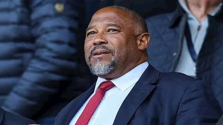 المحكمة العليا تعلن إفلاس أسطورة ليفربول وإنجلترا