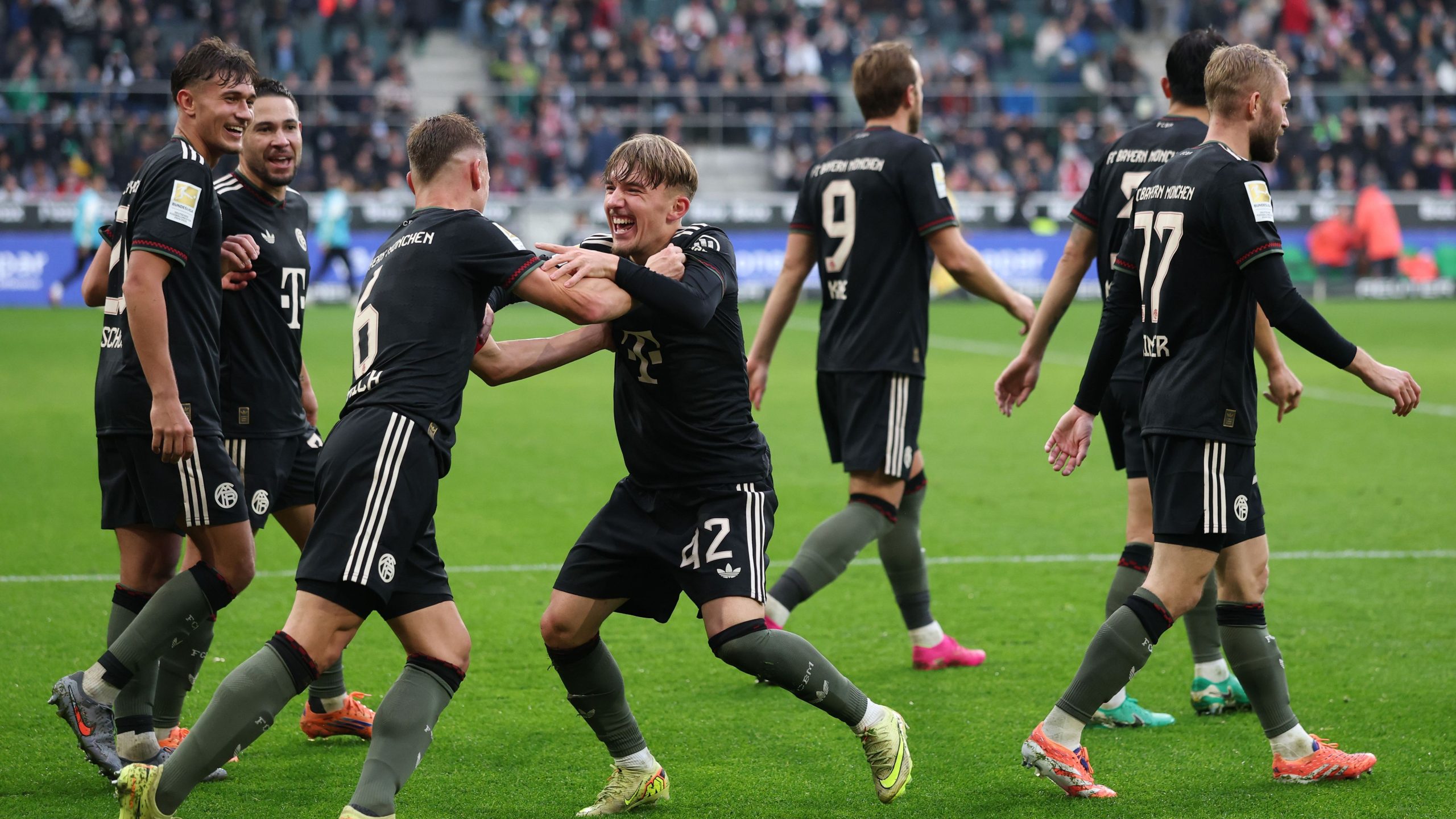 بايرن ميونخ يعادل رقم ميلان الأسطوري | كووورة 1 kooora logo