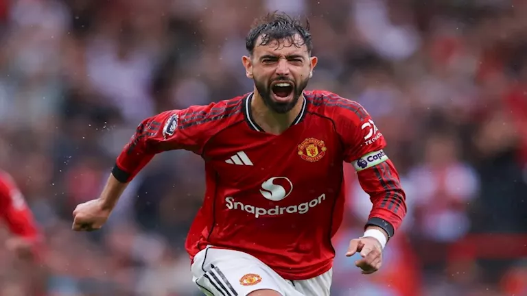 "بسؤال واحد له".. كيف أثرت زوجة فيرنانديز على رفضه لعرض الهلال السعودي 7 "بسؤال واحد له".. كيف أثرت زوجة فيرنانديز على رفضه لعرض الهلال السعودي