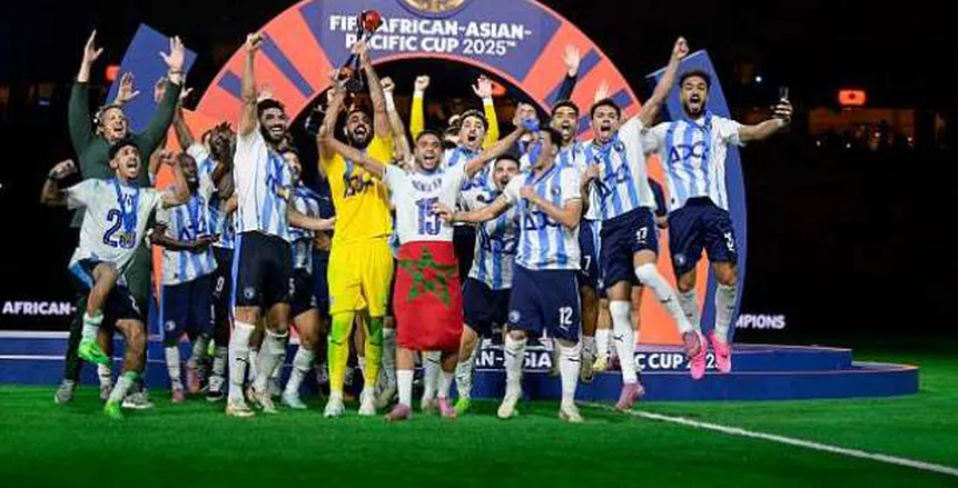 عدد بطولات بيراميدز بعد التتويج بكأس السوبر الأفريقي عدد بطولات بيراميدز بعد التتويج بكأس السوبر الأفريقي