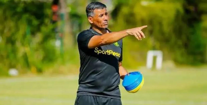 ميلود حمدي يعلن قائمة الإسماعيلي لمواجهة فاركو في الدوري 22 ميلود حمدي يعلن قائمة الإسماعيلي لمواجهة فاركو في الدوري ميلود حمدي يعلن قائمة الإسماعيلي لمواجهة فاركو في الدوري