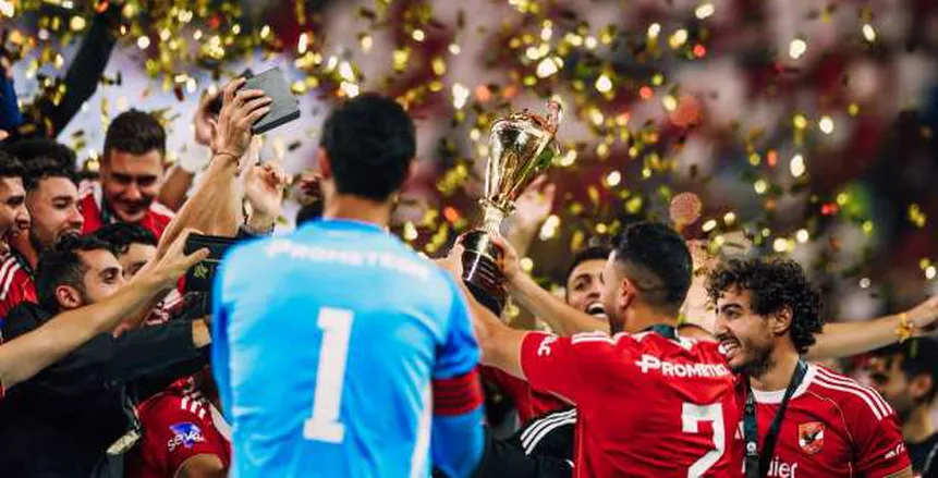 حدث فجرا في الأهلي.. توقيع لاعب المنتخب ومفاجأة حامد حمدان وجراديشار يعطل صفقة المهاجم 16 حدث فجرا في الأهلي توقيع لاعب المنتخب ومفاجأة حامد حمدان حدث فجرا في الأهلي.. توقيع لاعب المنتخب ومفاجأة حامد حمدان وجراديشار يعطل صفقة المهاجم