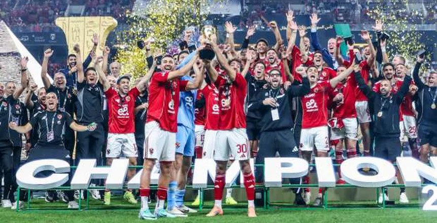 عاجل| حدث فجرا في الأهلي.. قرار بشأن 6 لاعبين والشحات يحسم مسألة التجديد وتصرف زيزو 25 عاجل حدث فجرا في الأهلي قرار بشأن 6 لاعبين والشحات عاجل| حدث فجرا في الأهلي.. قرار بشأن 6 لاعبين والشحات يحسم مسألة التجديد وتصرف زيزو