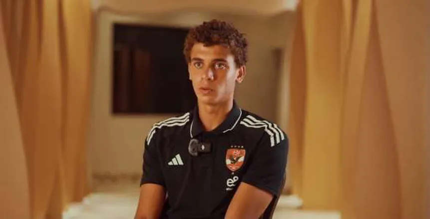 تحرك جديد من برشلونة لإغراء إدارة الأهلي بالتخلي عن حمزة تحرك جديد من برشلونة لإغراء إدارة الأهلي بالتخلي عن حمزة عبد الكريم