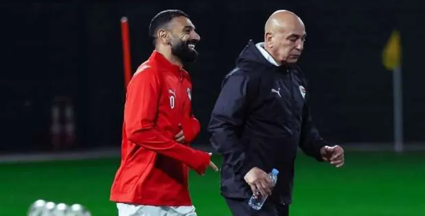 كواليس ما دار بين محمد صلاح وحسام حسن بعد تصريحات كواليس ما دار بين محمد صلاح وحسام حسن بعد تصريحات هوجو بروس بشأن ركلة الجزاء