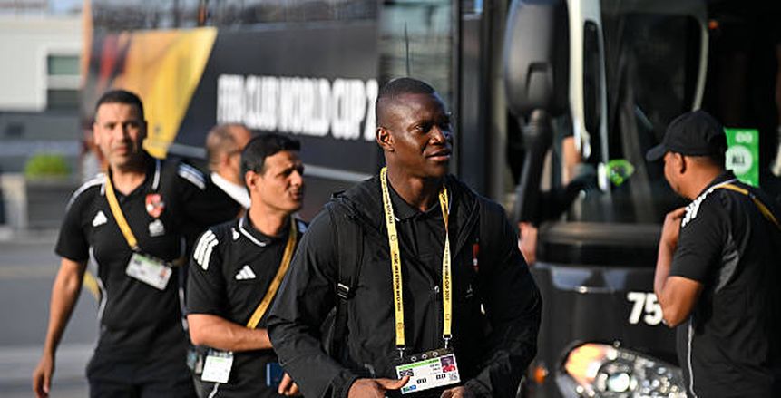 مصدر مقرب من ديانج يرد على رفض الأهلي رحيله إلى فالنسيا: «سيرحل في هذا الموعد» 3 مصدر مقرب من ديانج يرد على رفض الأهلي رحيله إلى مصدر مقرب من ديانج يرد على رفض الأهلي رحيله إلى فالنسيا: «سيرحل في هذا الموعد»