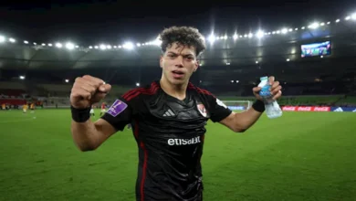 إعلامي يكشف تفاصيل عرض الأهلي لتمديد عقد إمام عاشور