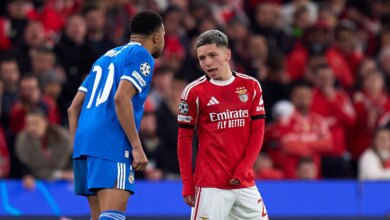 TOPSHOT-FBL-EUR-C1-BENFICA-REAL MADRID